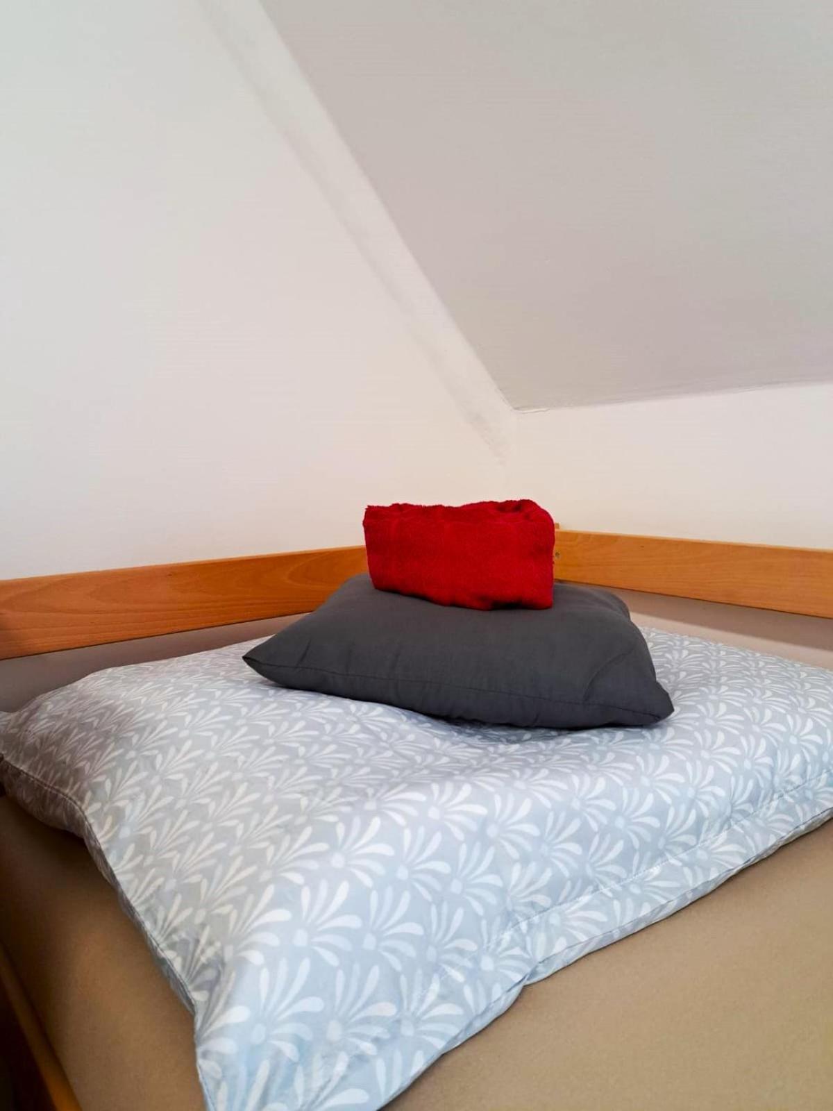 Rentcenter79 Apartment Sankt Peter-Freienstein Bagian luar foto