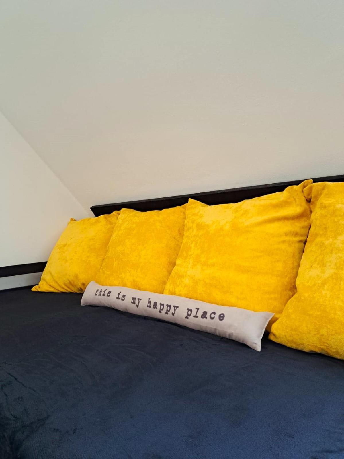 Rentcenter79 Apartment Sankt Peter-Freienstein Bagian luar foto